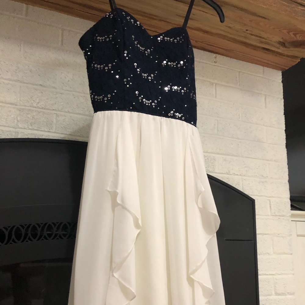 Navy Blue and White Semiformal Dress - Picture 4 of 6